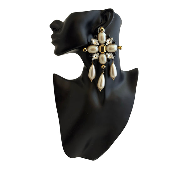 LA CROIX VINTAGE GOLDEN PEARL EARRINGS