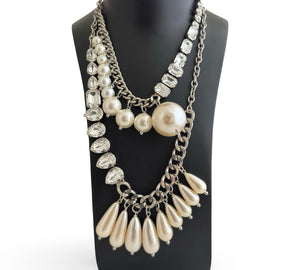 MIDNIGHT MUSE COCO LUNA NECKLACE