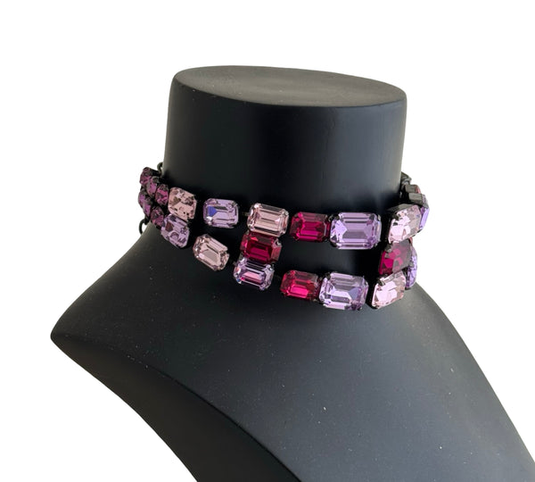 DISCO DYNASTY AMORE CHOKER