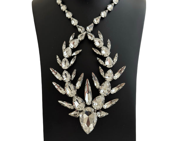 Dynasty Étoile - Titan Infinity Crystal Necklace