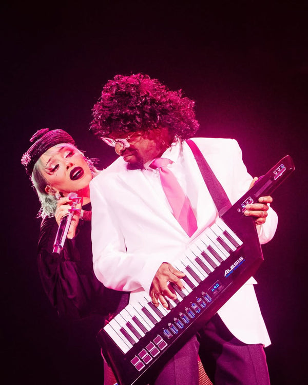 LUMIERE CRYSTAL PEARL EYE BROOCH