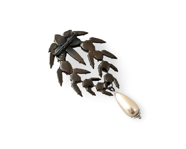 STELLAR TITAN CRYSTAL BROOCH