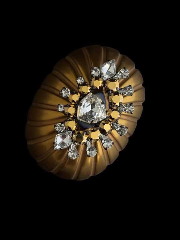 AURUM DYNASTY EYE BROOCH