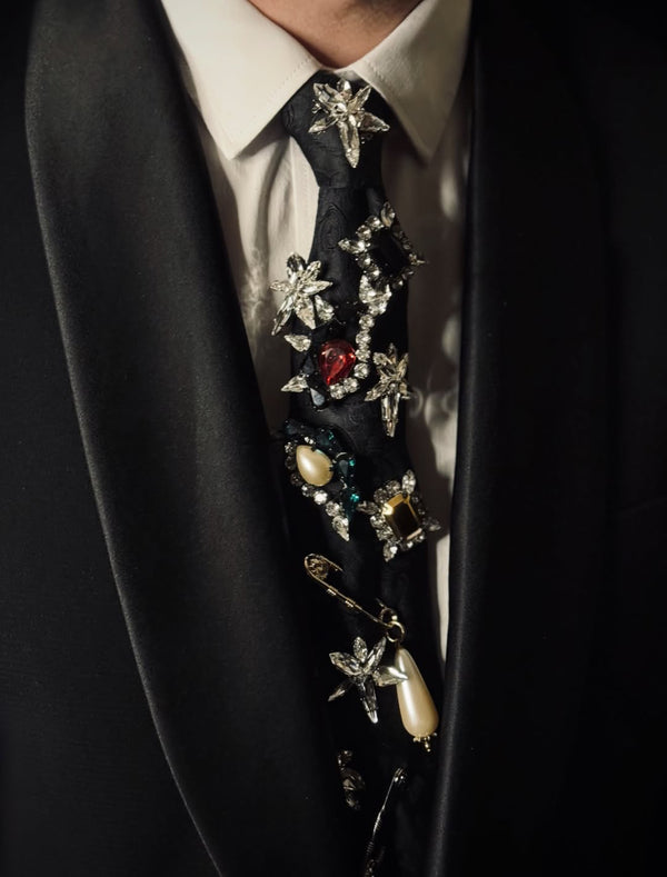 BROOCH DYNASTY LUMIERE PEARL EYE PIN