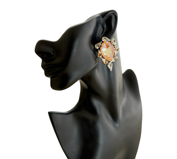 Dynasty Satine Peach Studs