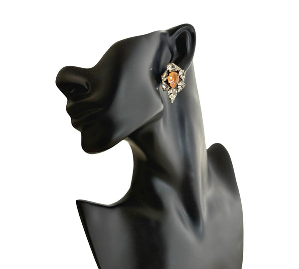 Dynasty Verona Peach Studs