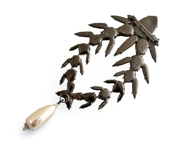 CELESTIAL TITAN CRYSTAL BROOCH