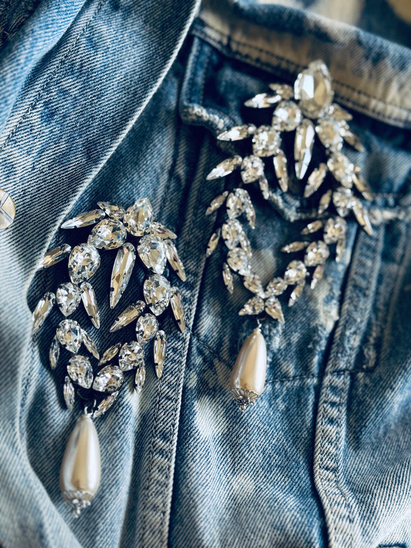 CELESTIAL TITAN CRYSTAL BROOCH