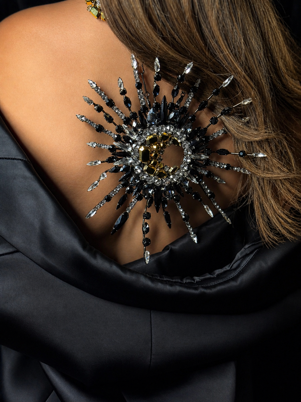 LUNAR DYNASTY - SOLUNAR MIDNIGHT CRYSTAL BURST NECKLACE