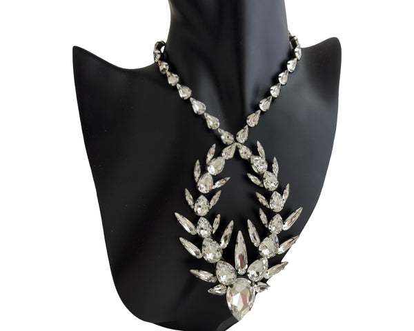 Dynasty Étoile - Titan Infinity Crystal Necklace