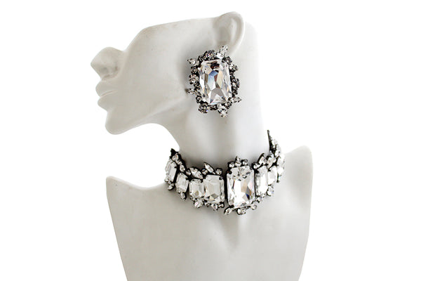MUSE DYNASTY QUEEN CRYSTAL CHOKER