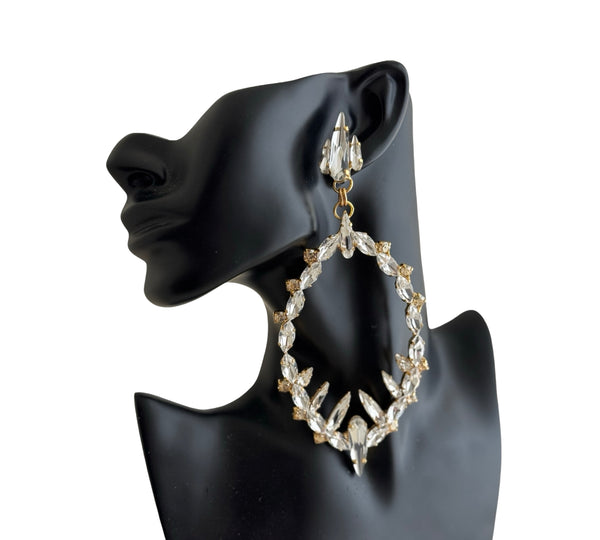 TITANIDE QUEEN CHANDELIERS