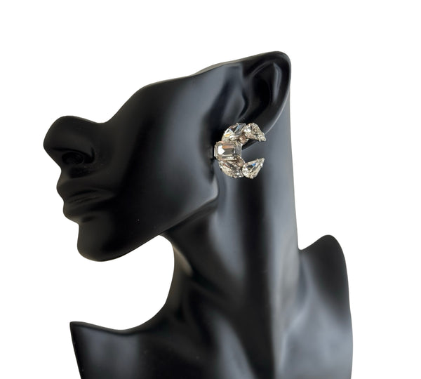 LUNAR DYNASTY - LUNE STUDS