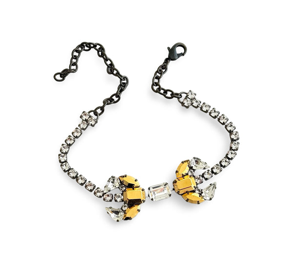 LUNAR DYNASTY - DOUBLE CRESCENT MOON MINI CHOKER