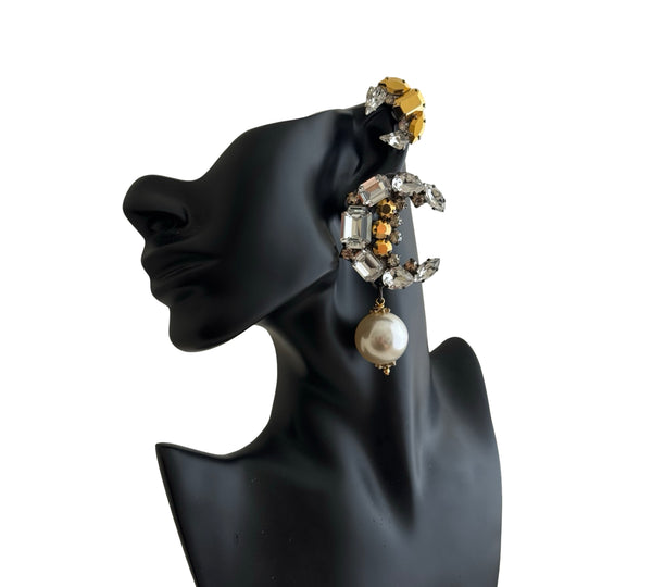 LUNAR DYNASTY - CRESCENT MOON PEARL DROP EARRINGS