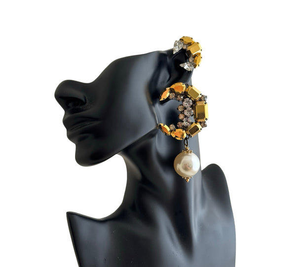 LUNAR DYNASTY - CRESCENT MOON PEARL DROP EARRINGS