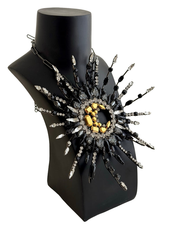 LUNAR DYNASTY - SOLUNAR MIDNIGHT CRYSTAL BURST NECKLACE
