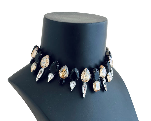 MIDNIGHT MUSE ELIZA JET & GOLD CHOKER