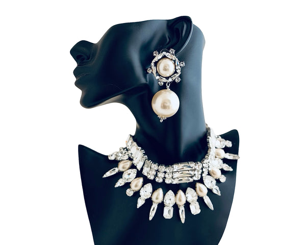 MIDNIGHT MUSE ORB PEARL DROPS