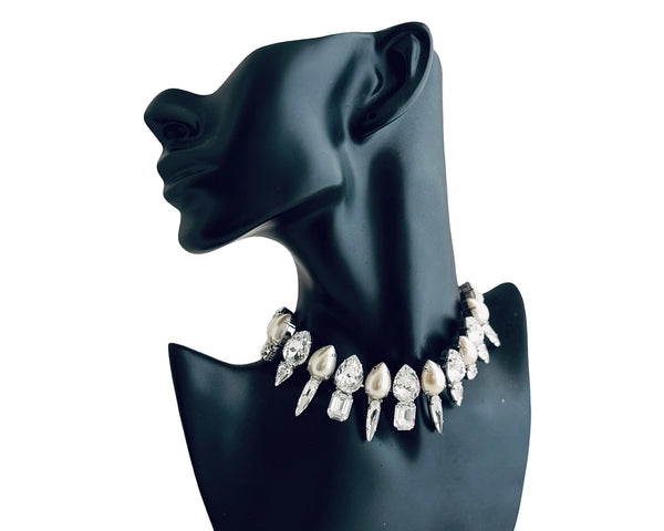 MIDNIGHT MUSE ELIZA CRYSTAL & PEARL CHOKER