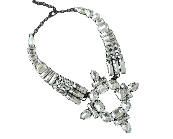 THE BAROQUE MUSE ALHAMBRA NECKLACE