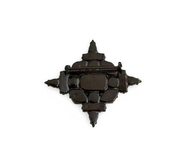 THE BAROQUE MUSE STAR BROOCH
