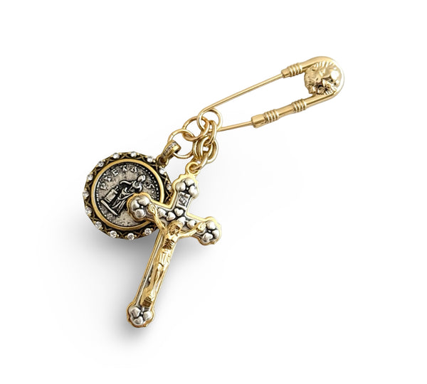 BROOCH DYNASTY SAFETY PIN CROSS & COIN PIN