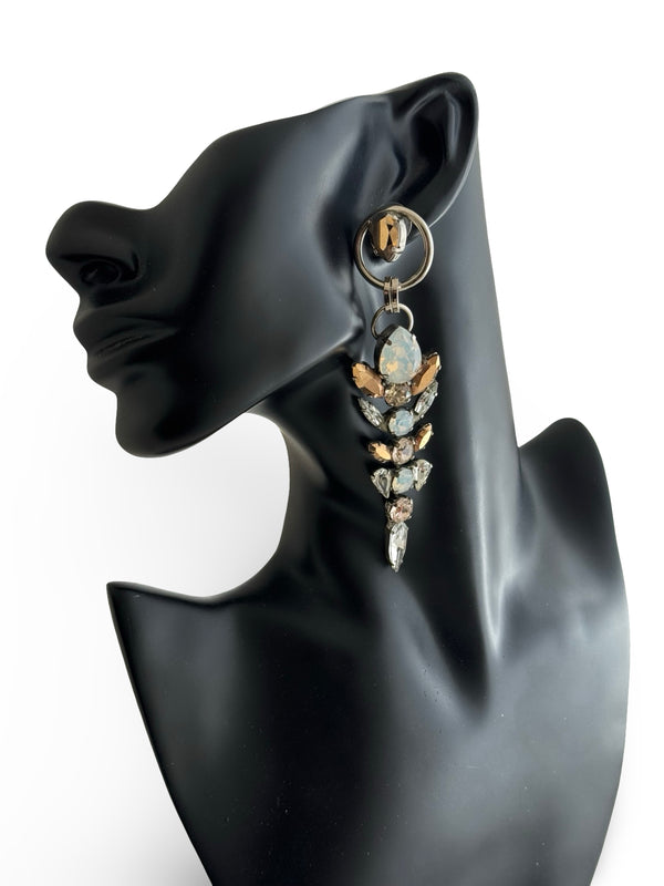 WHITE LIGHT SCORPIO EARRINGS - AGSS
