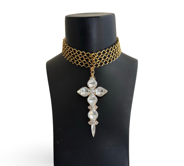 GOLD CHAINMAIL CHOKER WITH CROSS - SS26JU