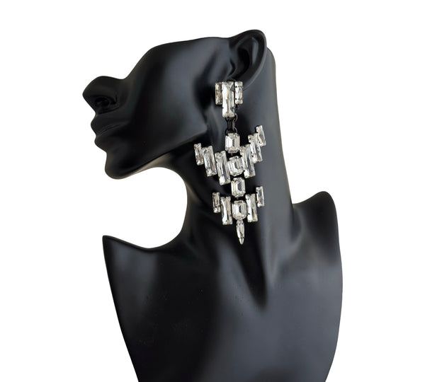 BAROQUE MUSE CHANDELIERS - SS26JU