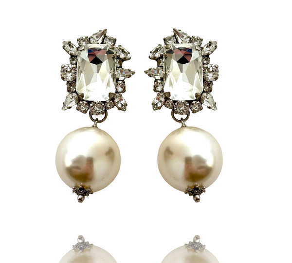 CRYSTAL DYNASTY PEARL DROP - SS26JU