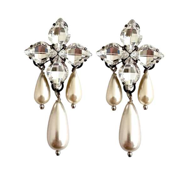 CRYSTAL PEARL DROP CHANDELIERS - SS26JU