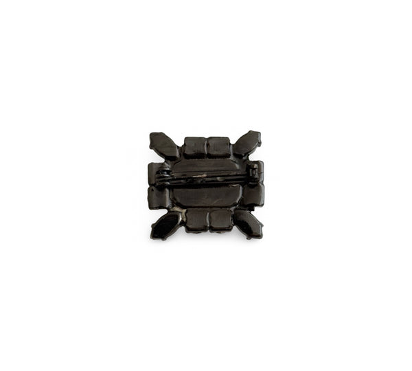 BROOCH DYNASTY JET EVE PIN