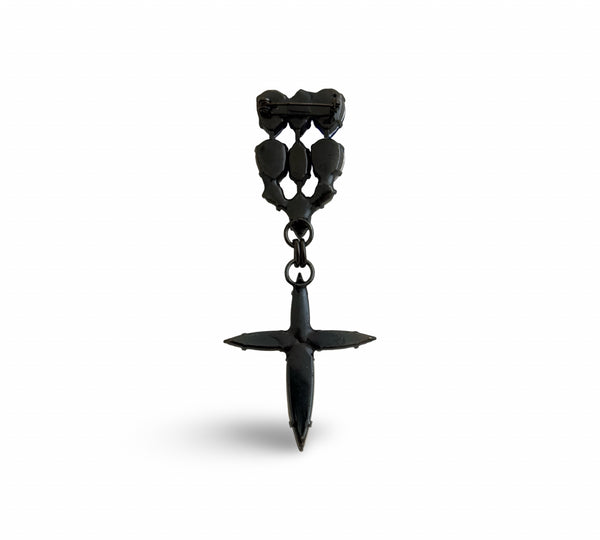 SAPPHIRE MUSE MEDAL BROOCH WITH CROSS DROP