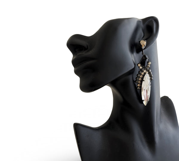 CRYSTAL NAVETTE DROP EARRINGS - SS26OC