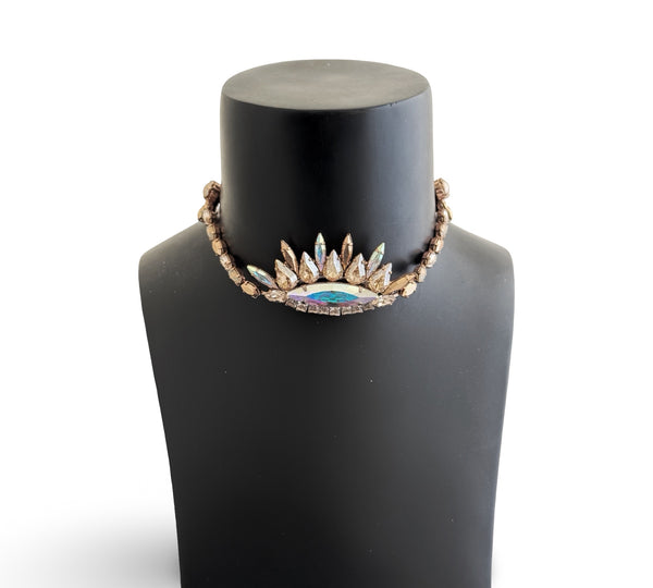 CRYSTAL LUMIERE ROSE EYE CHOKER - SS26OC