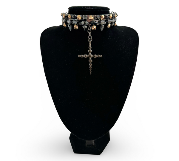 GLADIATOR NOIR CROSS CHOKER - JSS