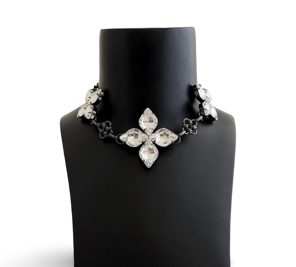CRYSTAL FLOWER CROSS CHOKER - SS26OC