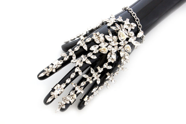 TITAN CRYSTAL GLOVE