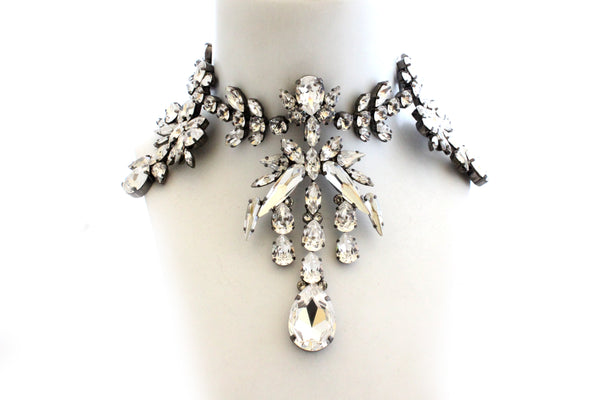 DYNASTY CHANDELIER CHOKER
