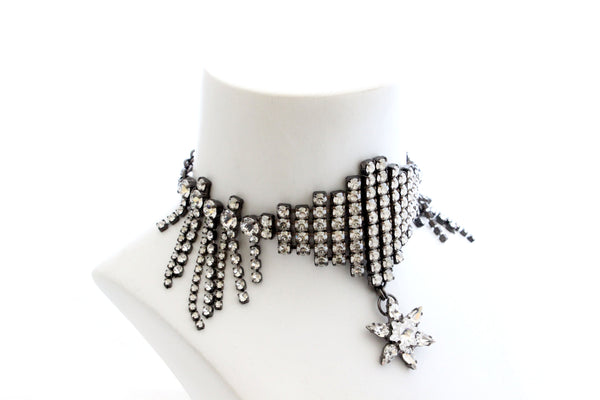 DYNASTY FRINGE STAR CHOKER