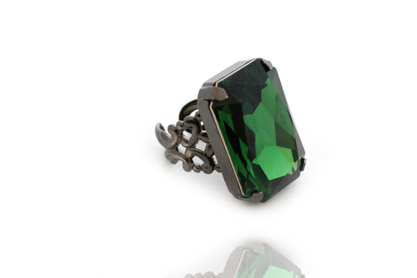 EMERALD CITY OZ RING