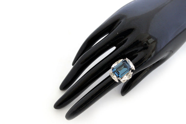 DYNASTY PANTHER SAPPHIRE RING