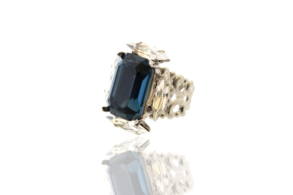 DYNASTY PANTHER SAPPHIRE RING